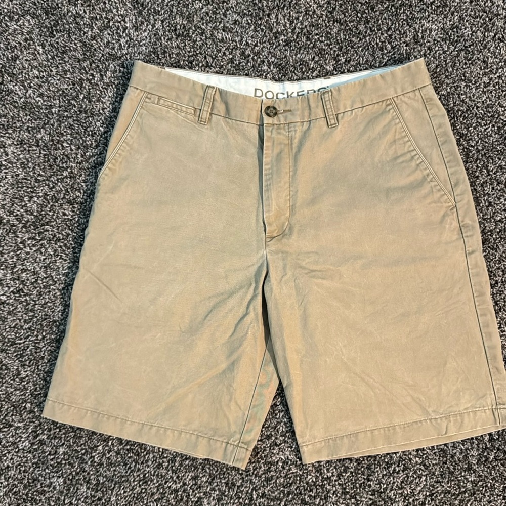 Khakis shorts Size 34
